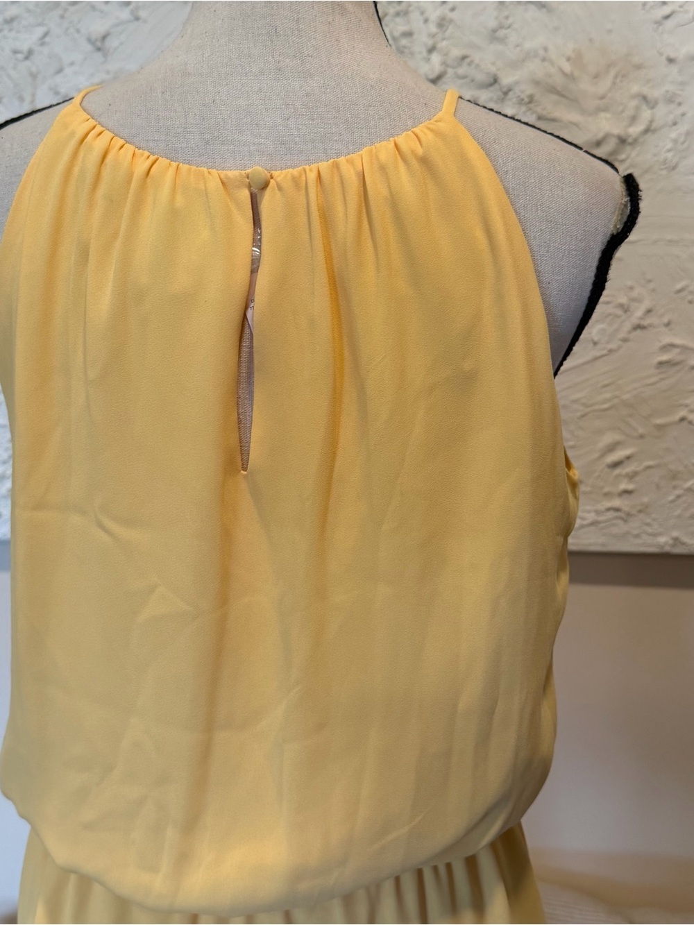 WHBM Yellow Sleeveless Chiffon Dress Drawstring Gold Hardware Size 8 NWT - Picture 6 of 8